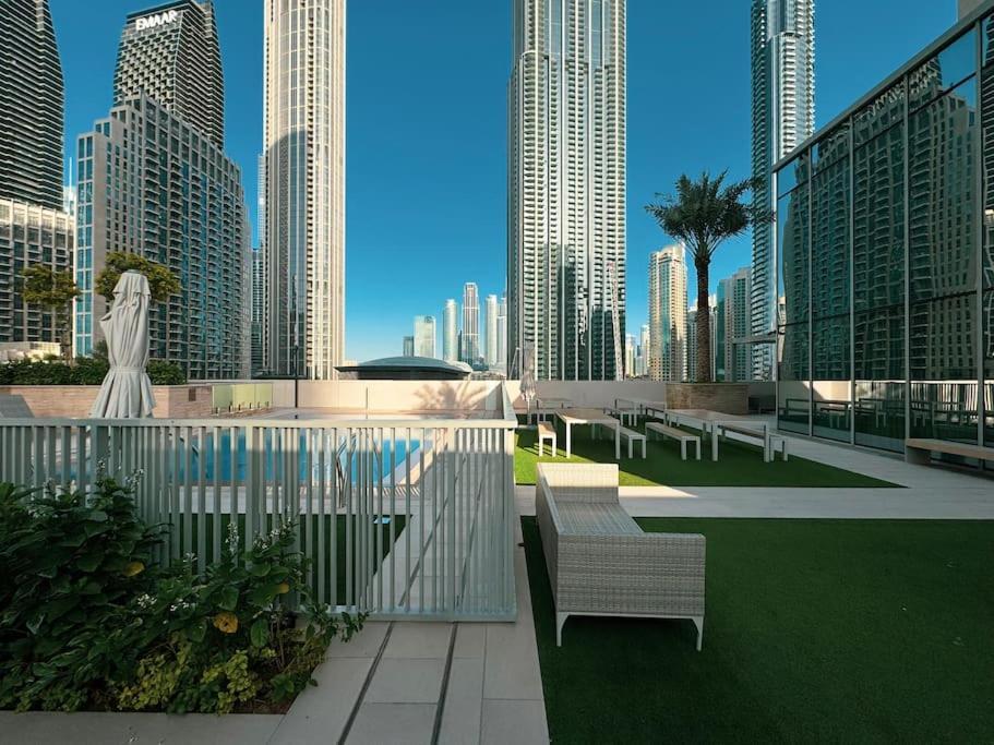 Lux Apartment In Downtown I Walk To Dubai Mall 외부 사진